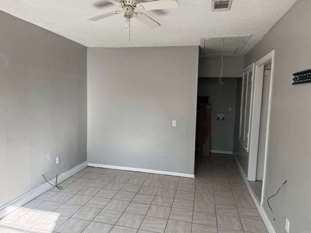 105 W 37TH, Pine Bluff, AR 71603