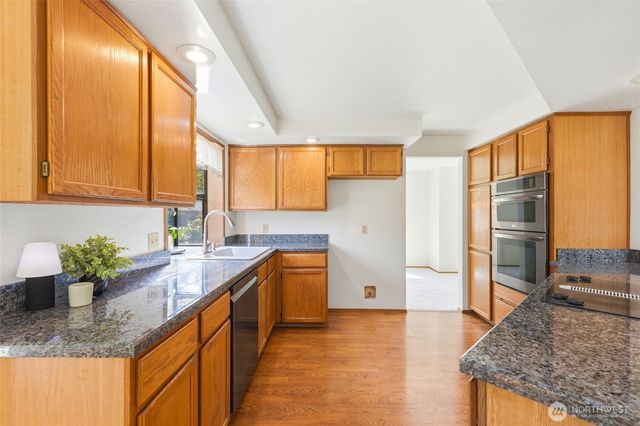 22532 87th Avenue SE, Woodinville, WA 98077