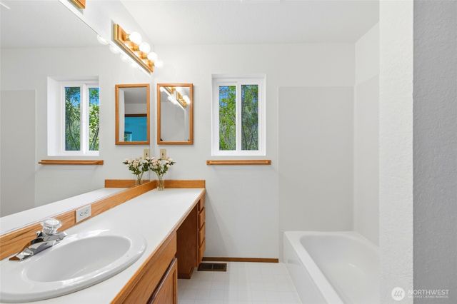 22532 87th Avenue SE, Woodinville, WA 98077