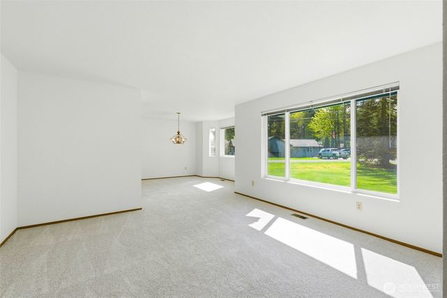 22532 87th Avenue SE, Woodinville, WA 98077