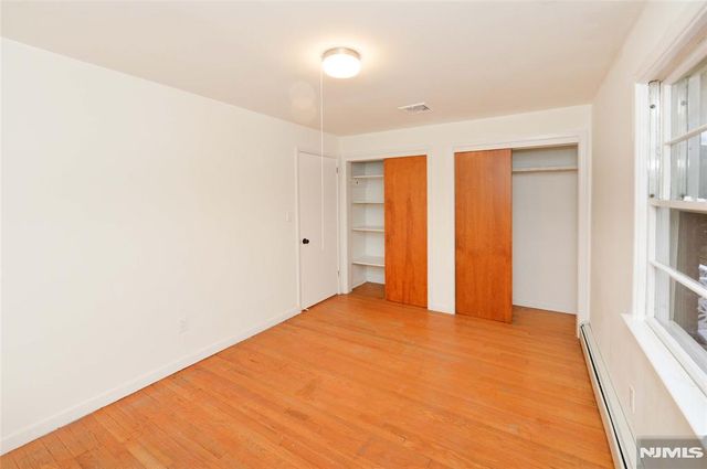 60 Poplar Avenue, Hackensack, NJ 07601