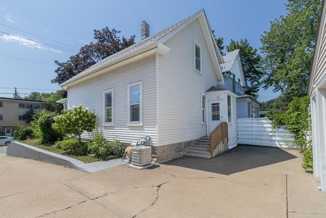 1183 Randolph Avenue, Saint Paul, MN 55105