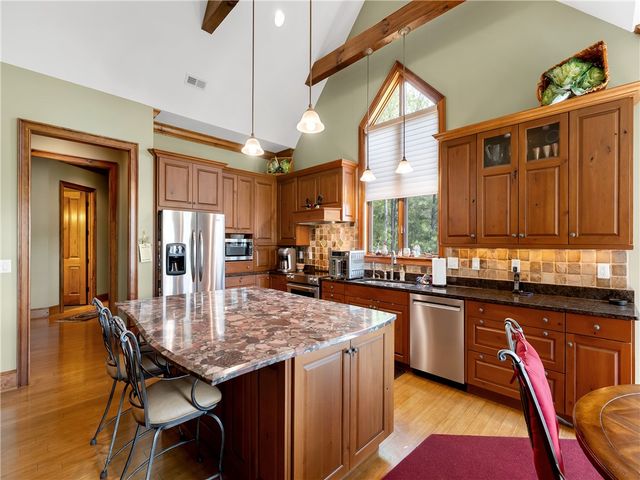 220 Long Cove Court, Sunset, SC 29685