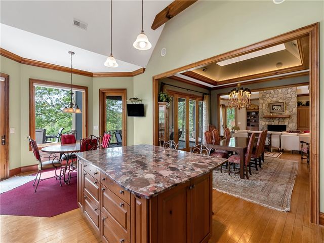 220 Long Cove Court, Sunset, SC 29685