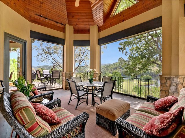 220 Long Cove Court, Sunset, SC 29685