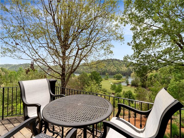 220 Long Cove Court, Sunset, SC 29685