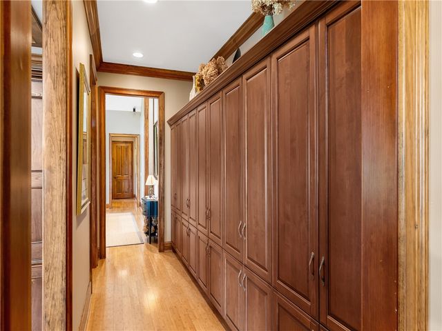 220 Long Cove Court, Sunset, SC 29685