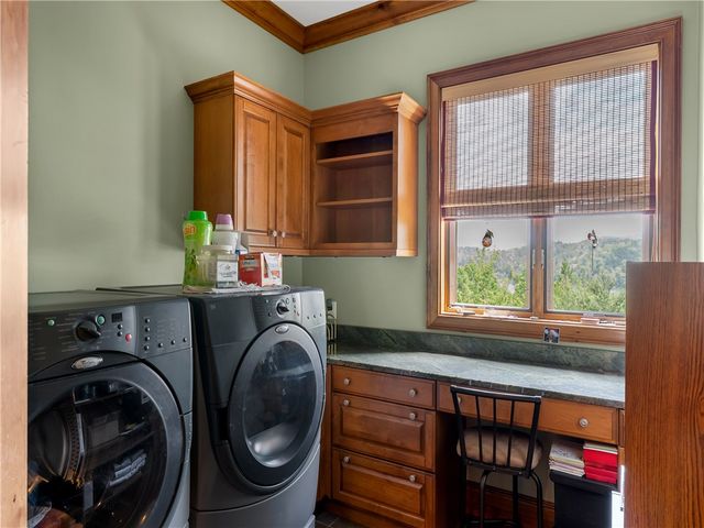 220 Long Cove Court, Sunset, SC 29685