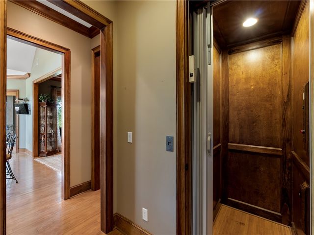 220 Long Cove Court, Sunset, SC 29685