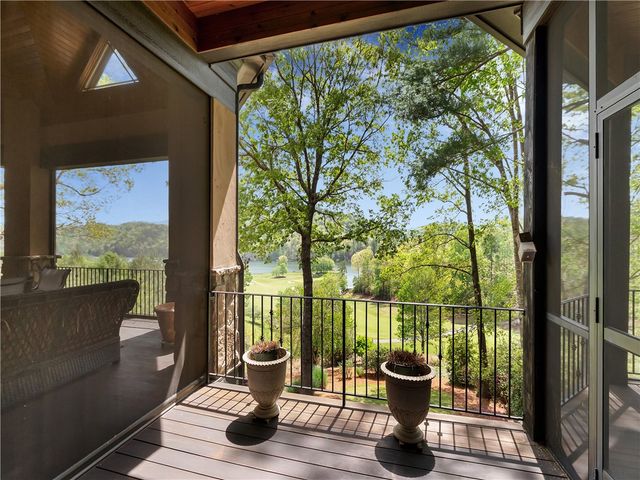 220 Long Cove Court, Sunset, SC 29685