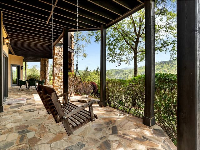 220 Long Cove Court, Sunset, SC 29685