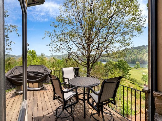 220 Long Cove Court, Sunset, SC 29685