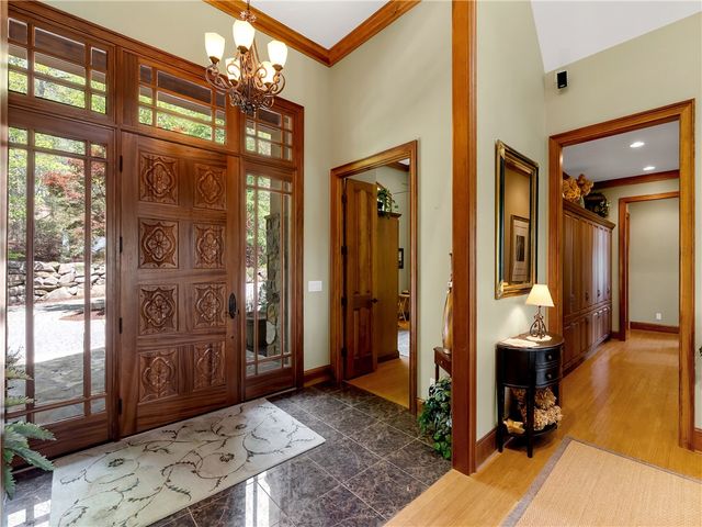 220 Long Cove Court, Sunset, SC 29685