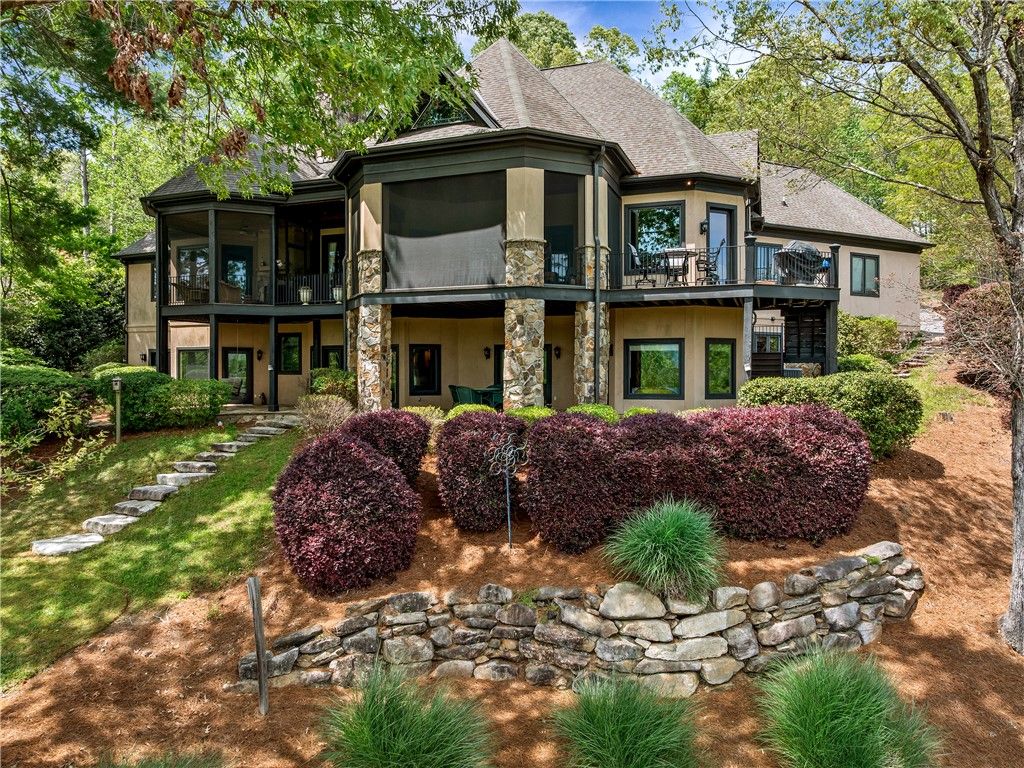 220 Long Cove Court, Sunset, SC 29685