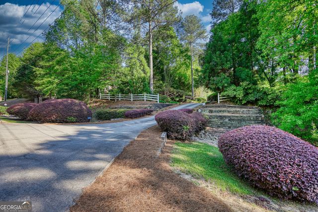 393 Edwards Road, Oxford, GA 30054