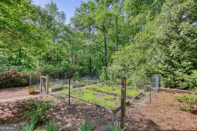 393 Edwards Road, Oxford, GA 30054