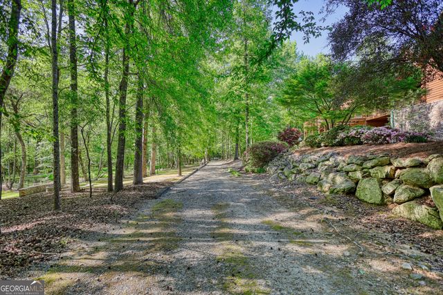 393 Edwards Road, Oxford, GA 30054