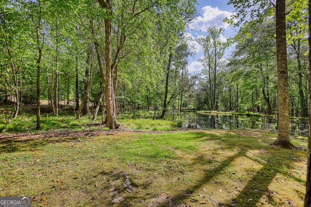 393 Edwards Road, Oxford, GA 30054