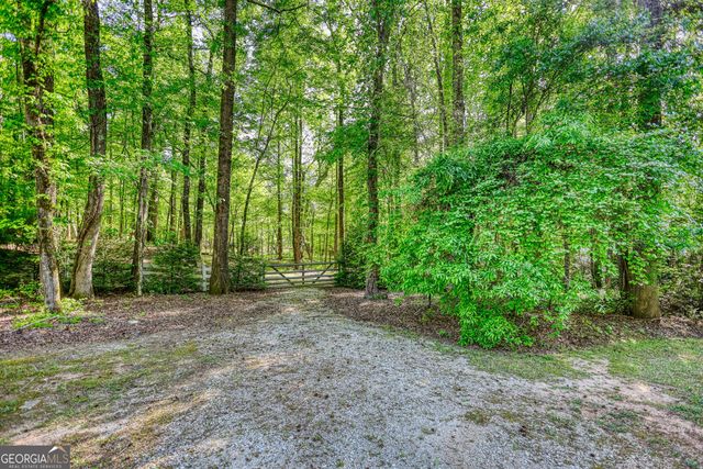 393 Edwards Road, Oxford, GA 30054
