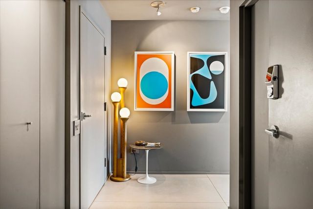 510 W Erie Street 1801, Chicago, IL 60654