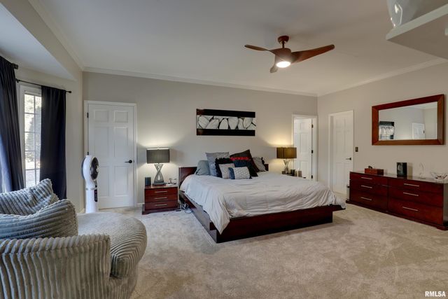 4003 MARIAN Drive, Quincy, IL 62305