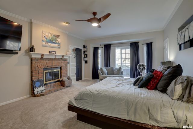 4003 MARIAN Drive, Quincy, IL 62305