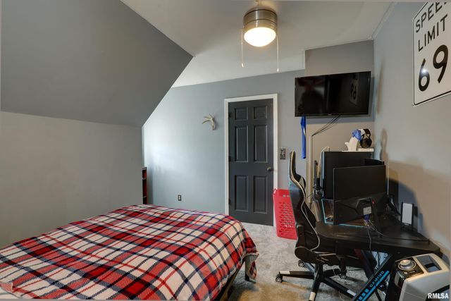 4003 MARIAN Drive, Quincy, IL 62305