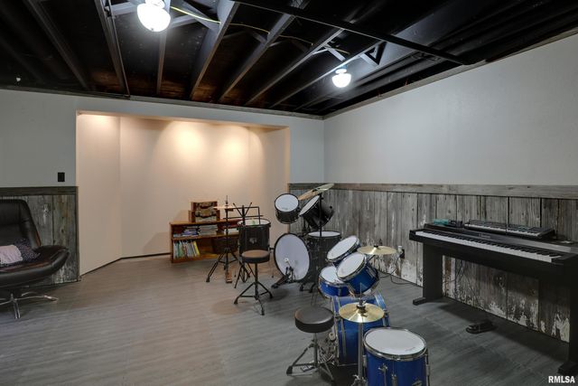 4003 MARIAN Drive, Quincy, IL 62305