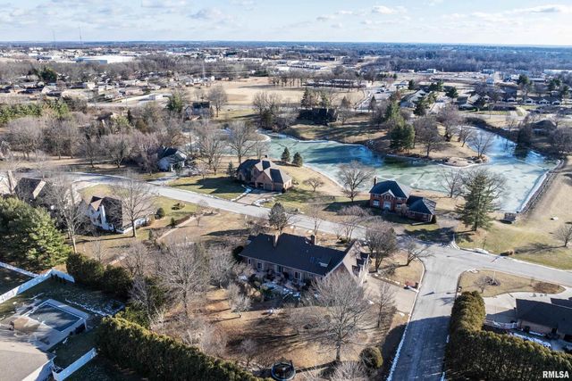 4003 MARIAN Drive, Quincy, IL 62305