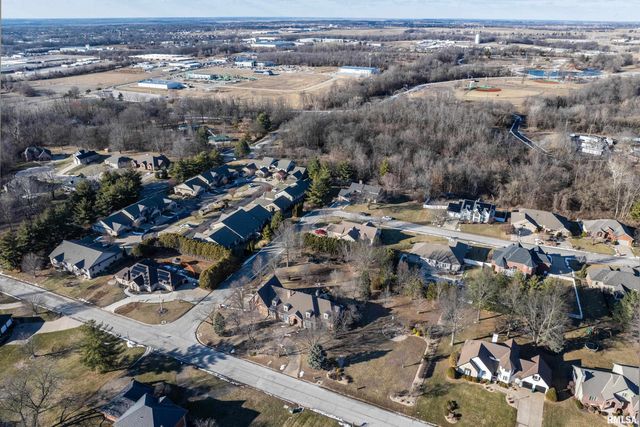 4003 MARIAN Drive, Quincy, IL 62305