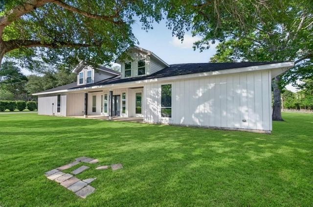 12625 Padon Road, Needville, TX 77461