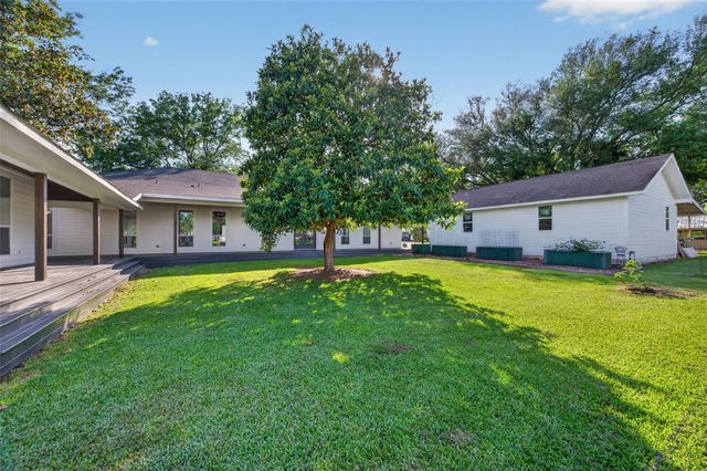 12625 Padon Road, Needville, TX 77461