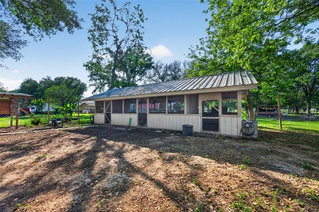 12625 Padon Road, Needville, TX 77461