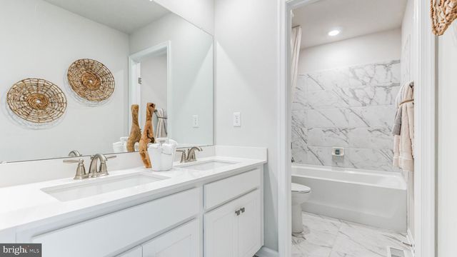 845 BROADWAY #1, West Cape May, NJ 08204