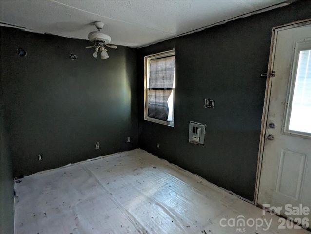 129 Hugo Drive, Gastonia, NC 28056