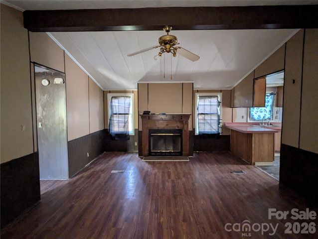 129 Hugo Drive, Gastonia, NC 28056