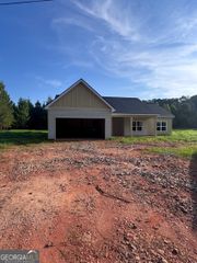 137 Aerodrome Way, Griffin, GA 30224