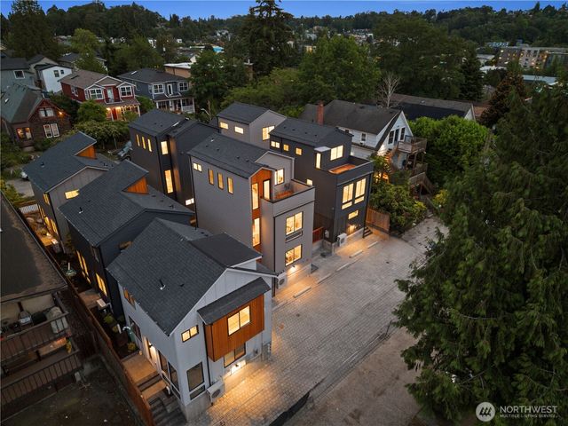 3934 B S Angeline Street, Seattle, WA 98118