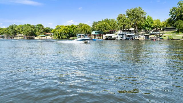 2546 Williams Lakeshore, Kingsland, TX 78639