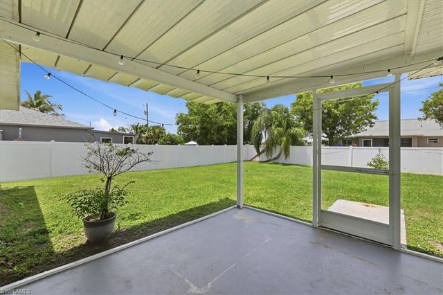 3432 SW 14th PL, Cape Coral, FL 33914