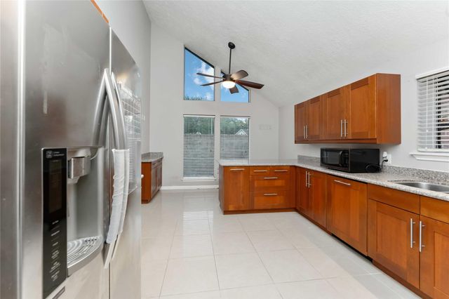 1926 Mosa Creek Court, Houston, TX 77017