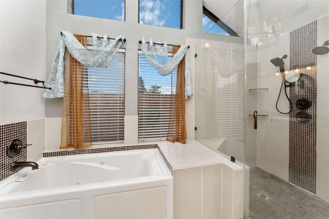 1926 Mosa Creek Court, Houston, TX 77017