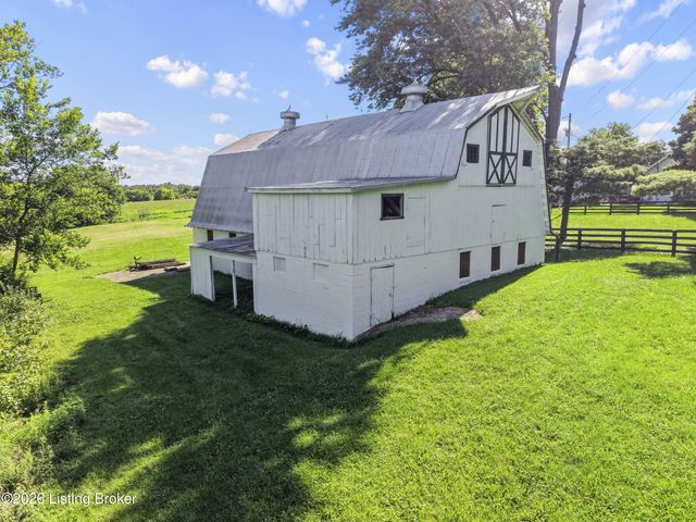 1219 Taylor Wood Rd, Simpsonville, KY 40067