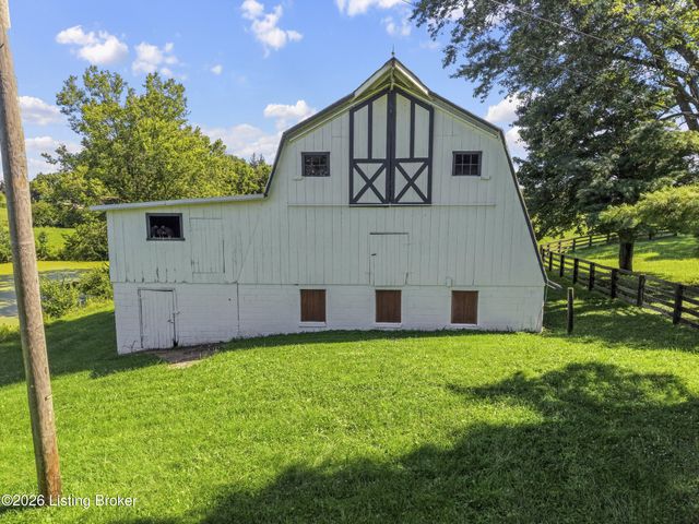 1219 Taylor Wood Rd, Simpsonville, KY 40067