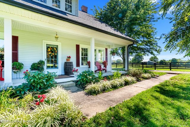 1219 Taylor Wood Rd, Simpsonville, KY 40067
