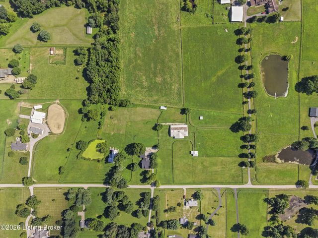 1219 Taylor Wood Rd, Simpsonville, KY 40067
