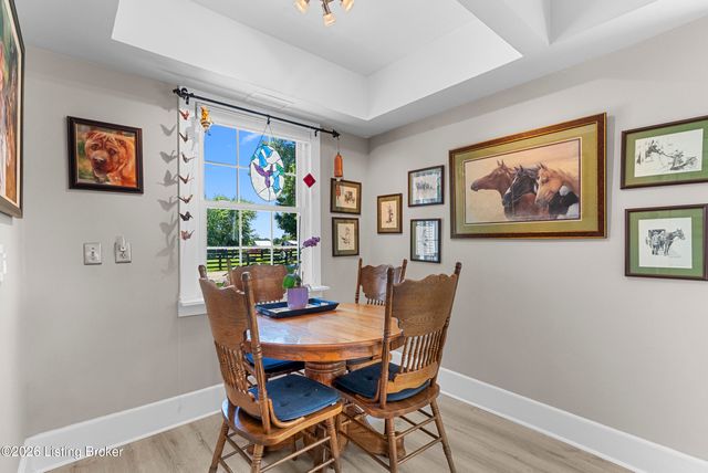 1219 Taylor Wood Rd, Simpsonville, KY 40067