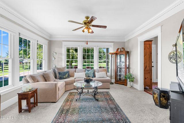 1219 Taylor Wood Rd, Simpsonville, KY 40067
