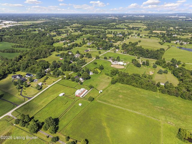 1219 Taylor Wood Rd, Simpsonville, KY 40067