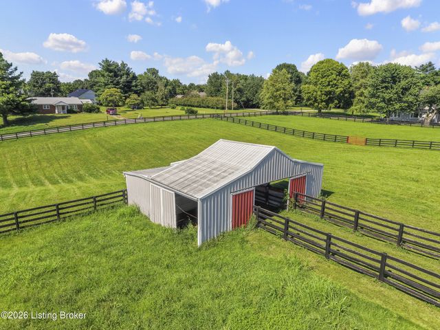1219 Taylor Wood Rd, Simpsonville, KY 40067